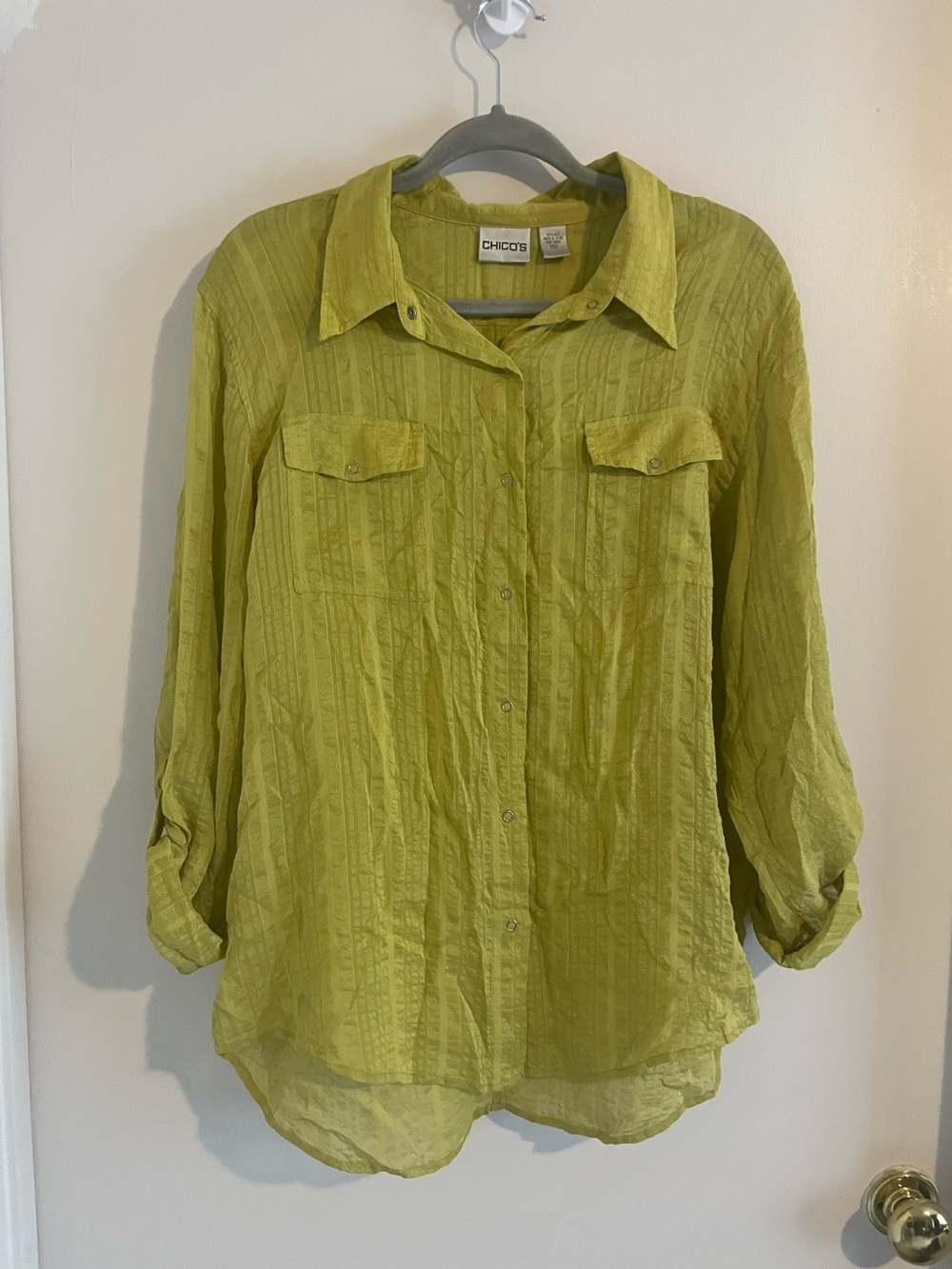 Chico’s 100% Silk Chartreuse Button-Front Shirt Sz 3 (US 16) EUC 413